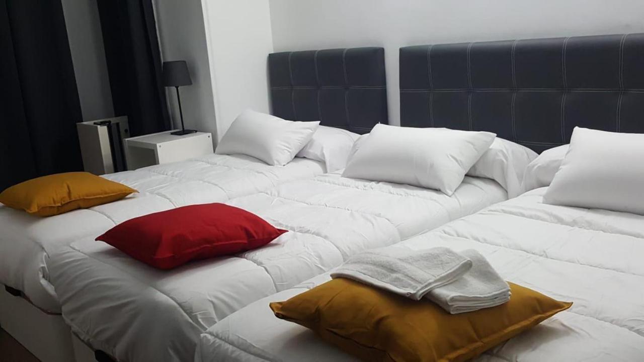 Family Room Terrace,1047885886:JPEG