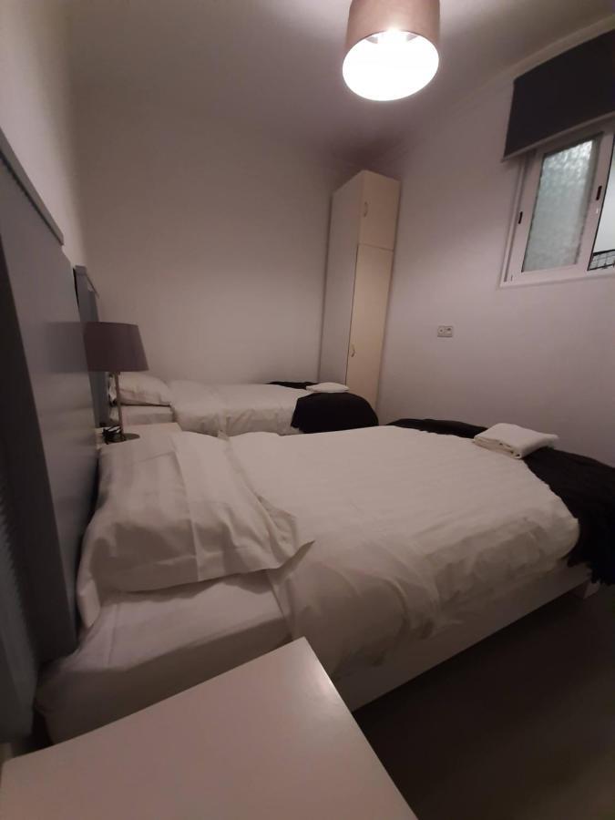 Room without Window 2 beds