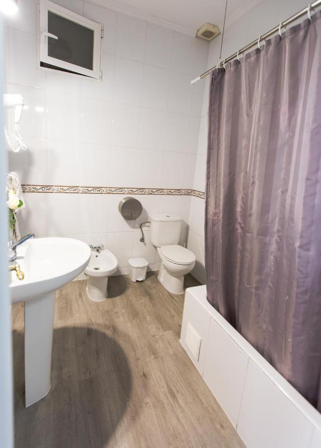 Budget Single Room,1132625808:JPEG