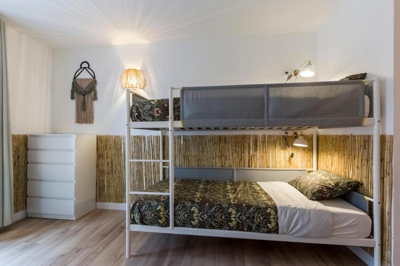 Bed 8-Bed Female Dormitory Room female only