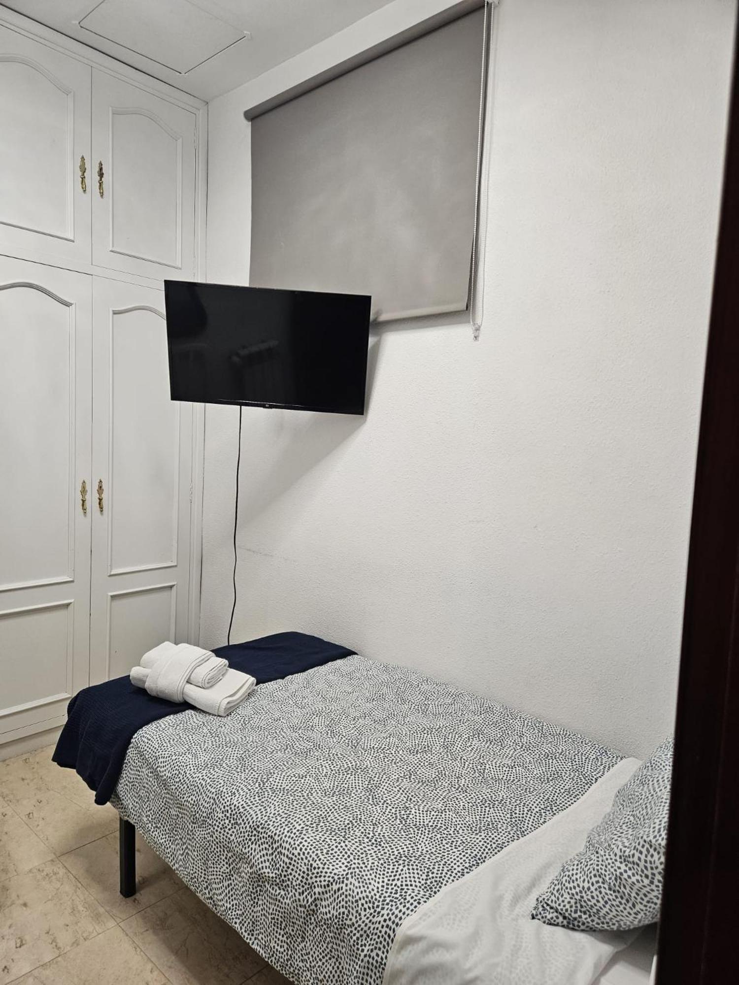 Habitación Individual Estándar con baño compartido