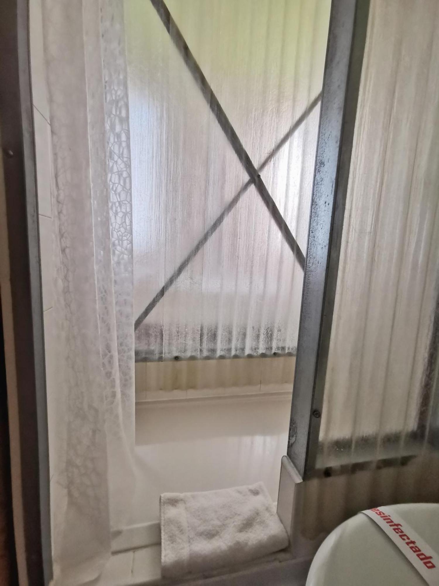Twin Room Private Bathroom