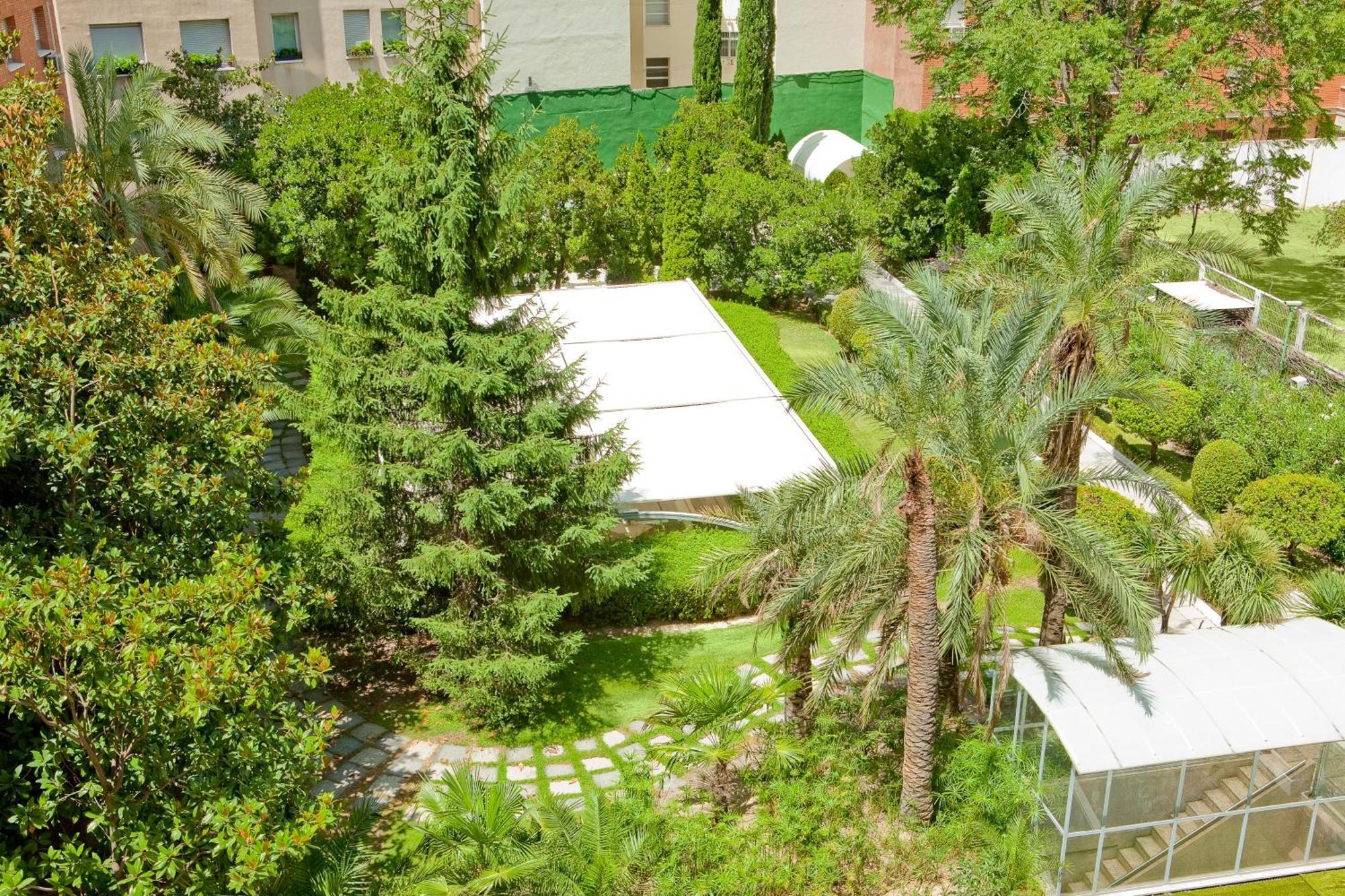Habitación Familiar Estándar con vistas al jardín