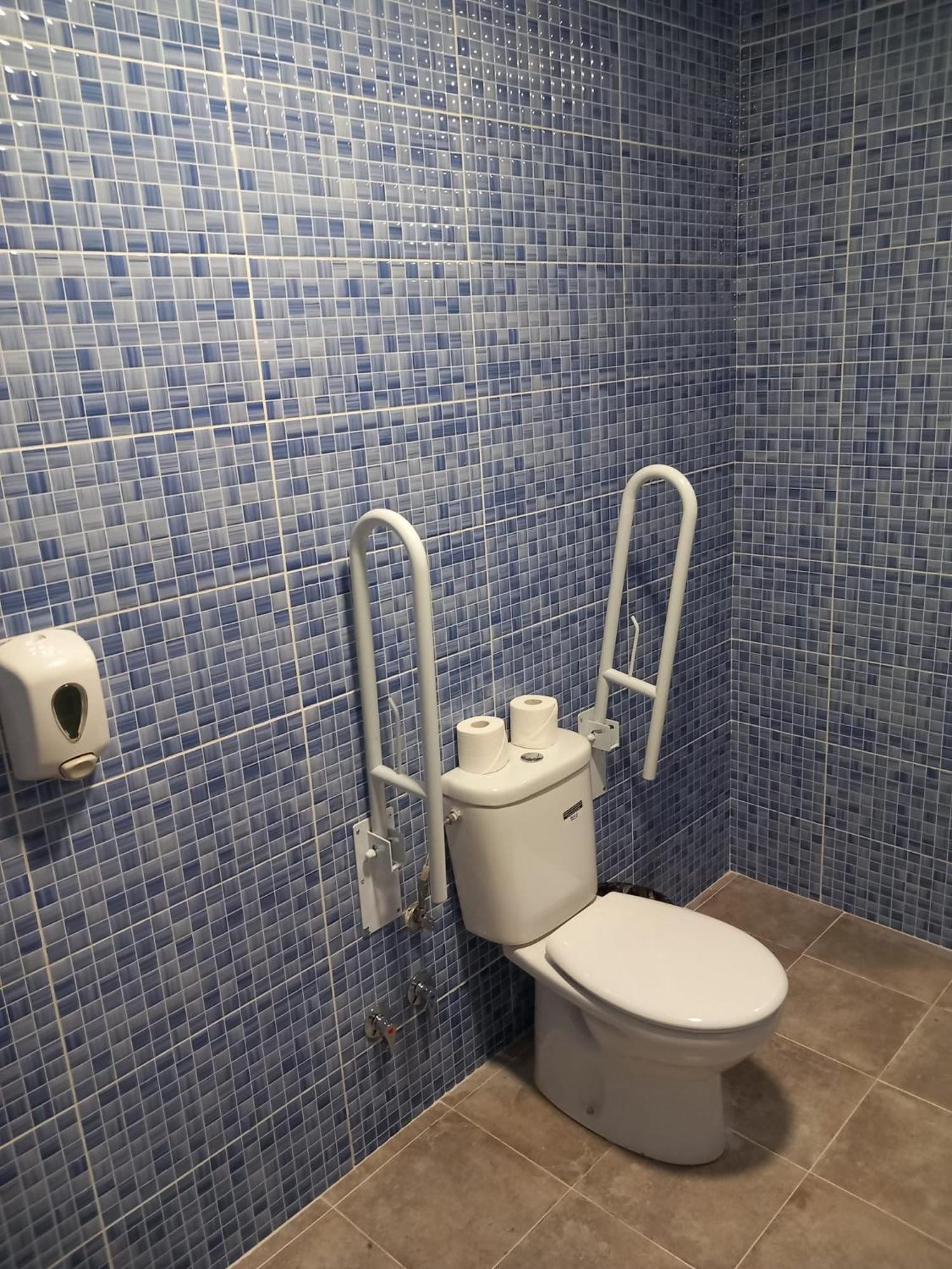 Double Room Private Bathroom