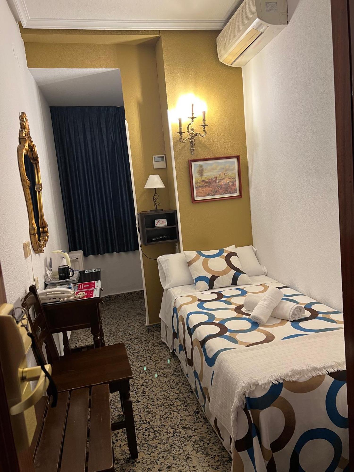 Single Room