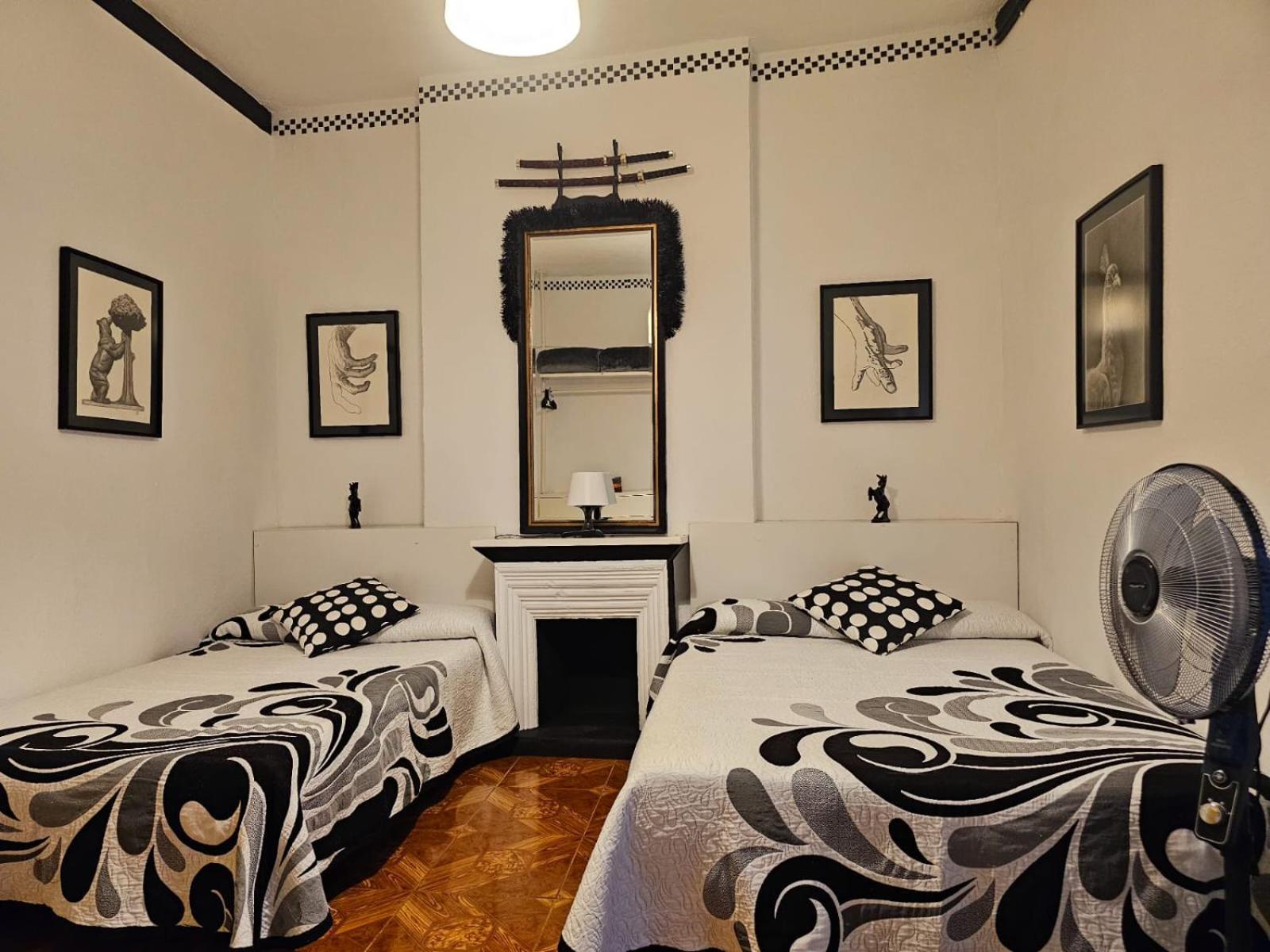 Habitación Triple con baño compartido
