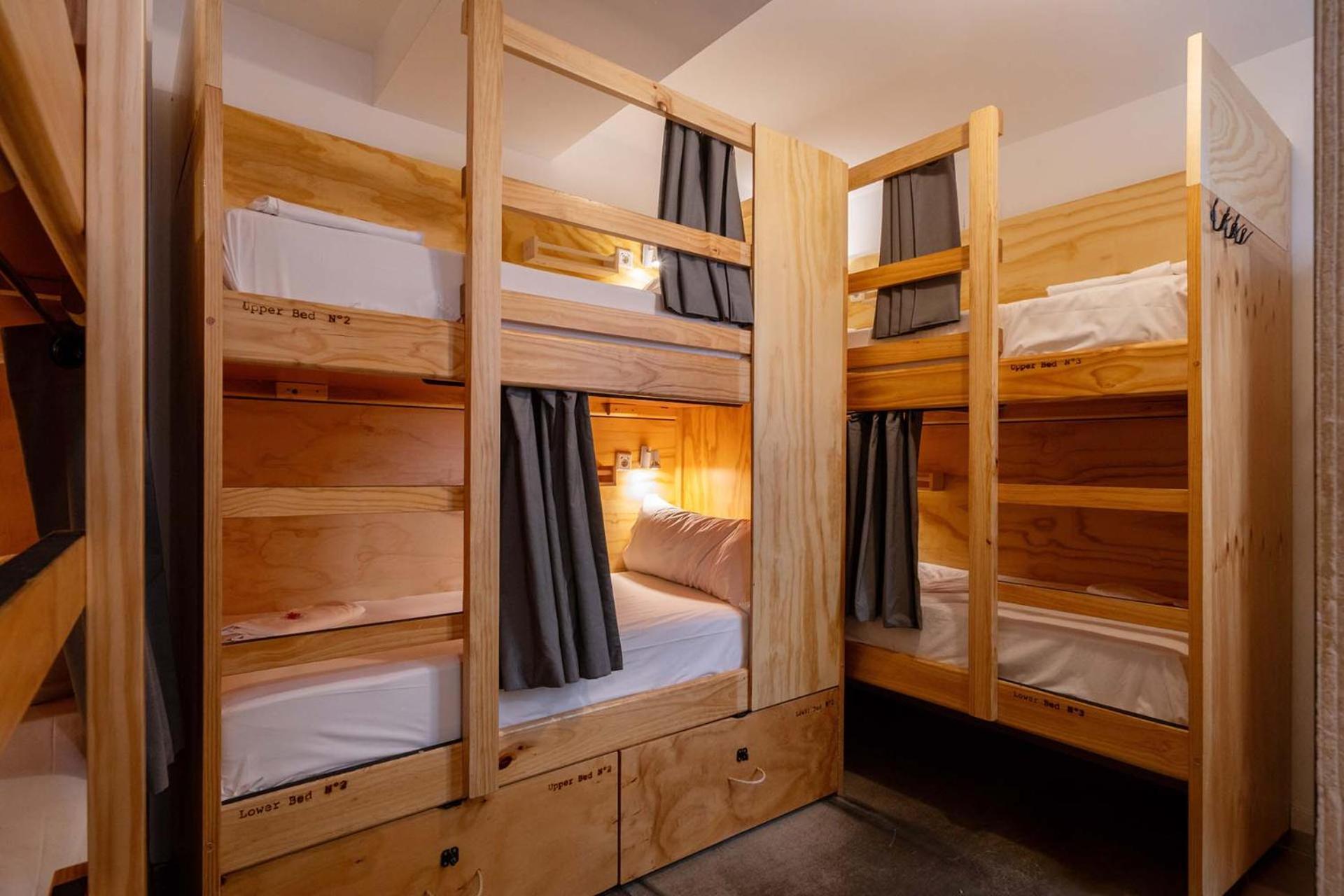 Single Bed 6-Bed Mixed Dormitory Room Private Bathroom,1731408013:JPEG