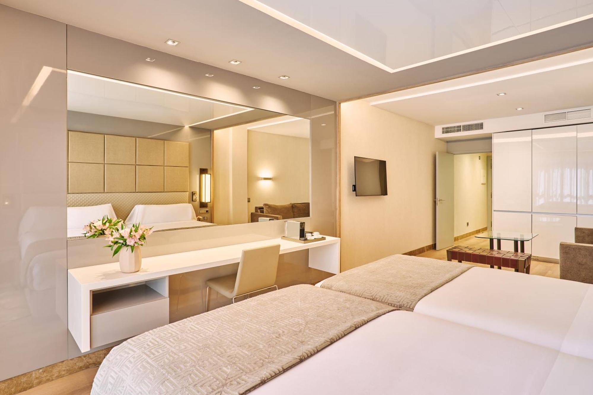Habitación Familiar Superior con vistas al jardín