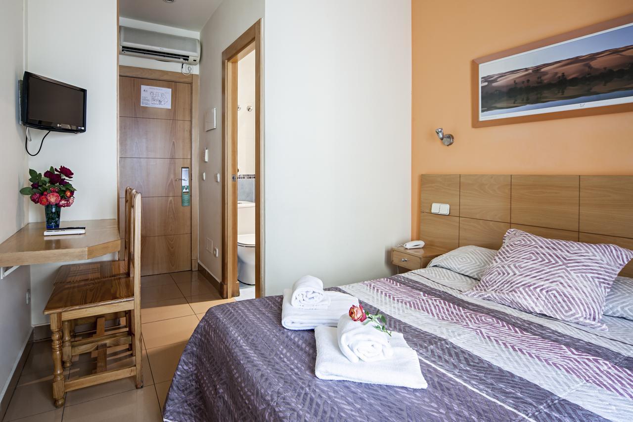 Double Room,665532468:JPEG