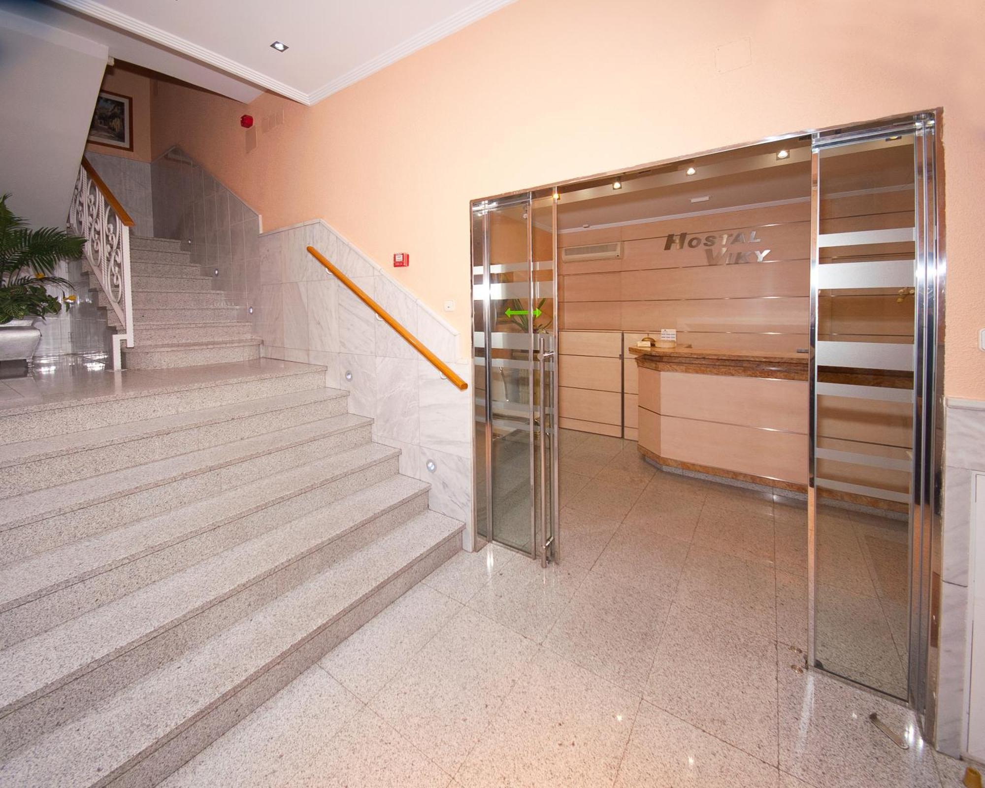 Single Room,727957714:JPEG