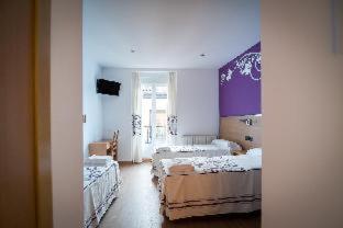 Double Room with Extra Bed,712844956:JPEG