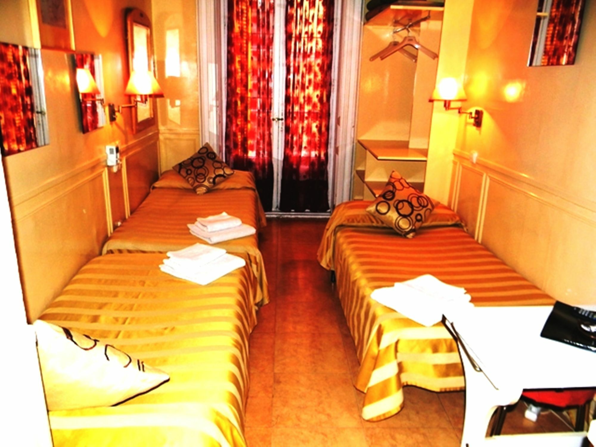 Triple Room Balcony