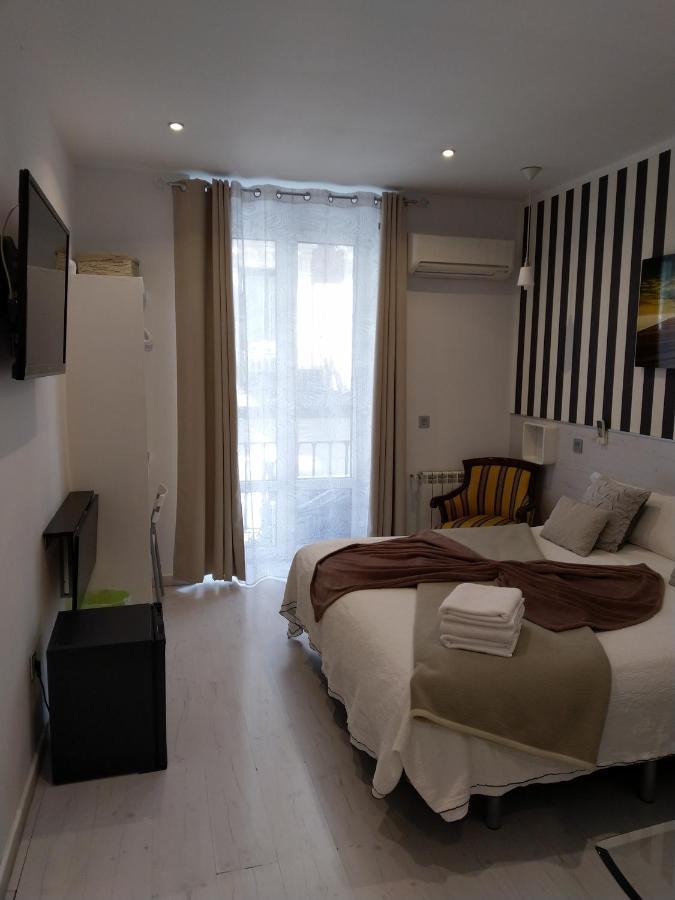Deluxe Double Room City View