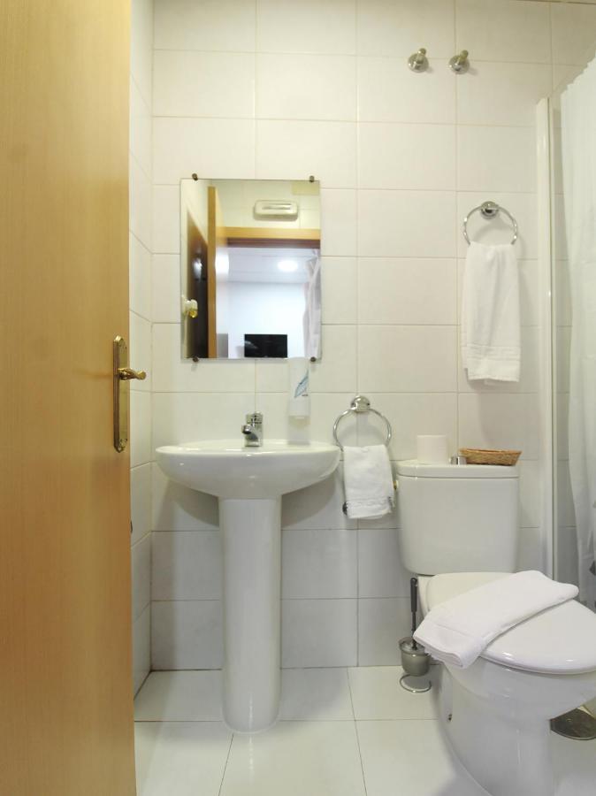 Family Room,1099001706:JPEG