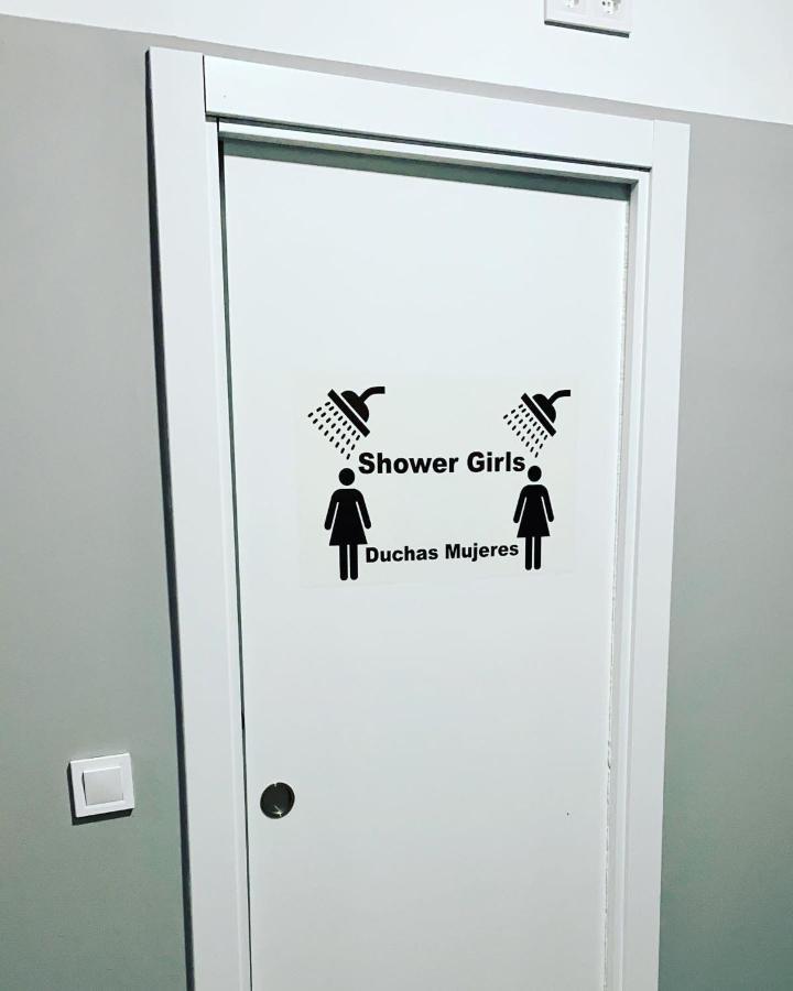 Bunk Bed in Female Dormitory Room,1000997493:JPEG