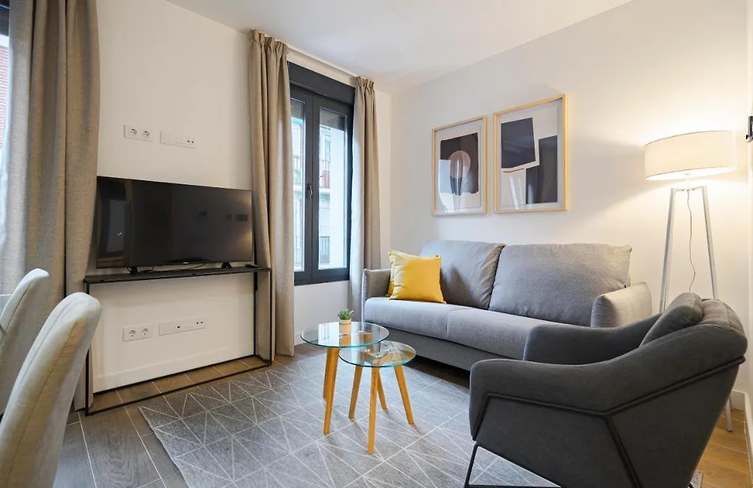 Feelathome Castilla Apartments-1