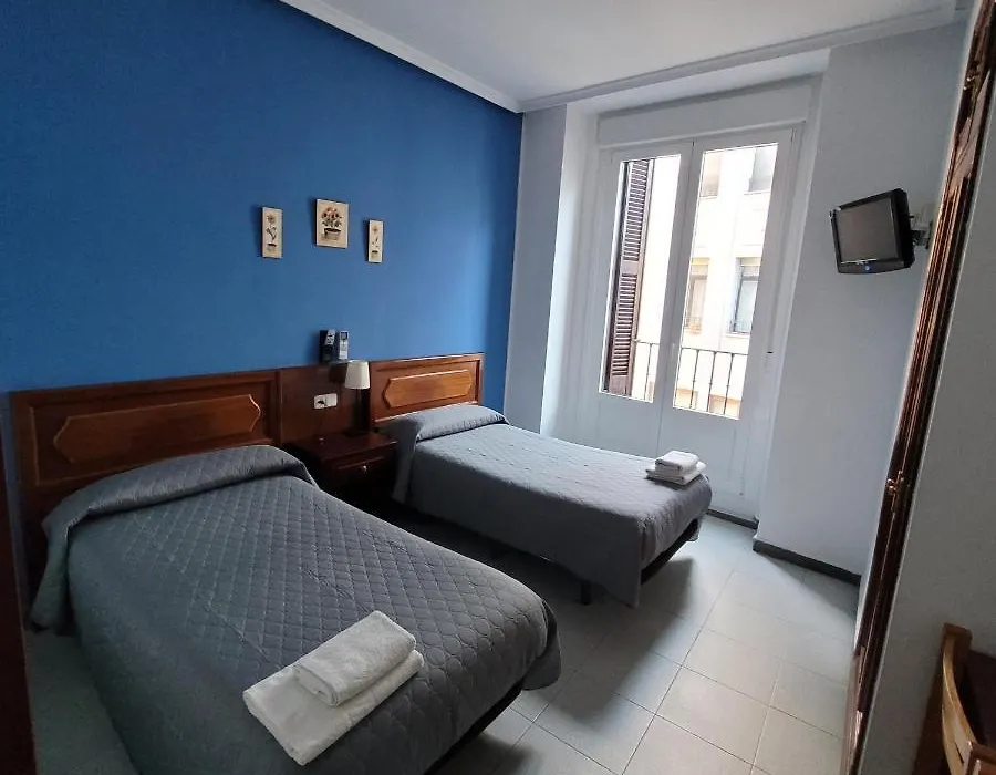 Hostal Pan America-1