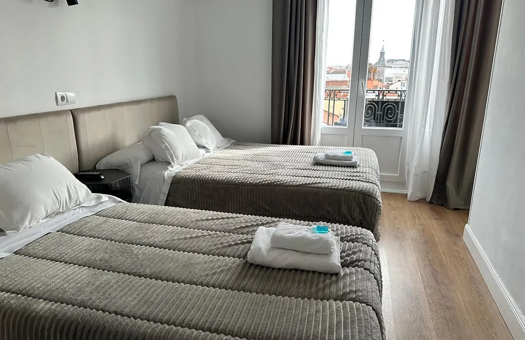 Hostal Besaya-1
