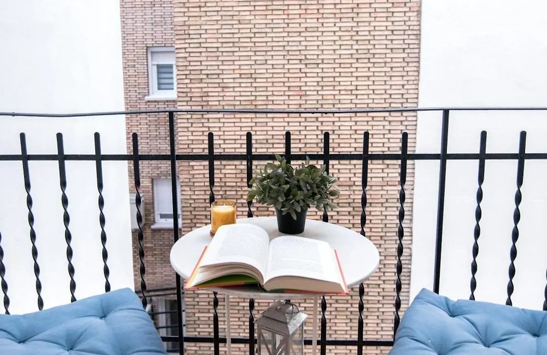 8Rooms Madrid, Smart Self Check-In Rooms-1