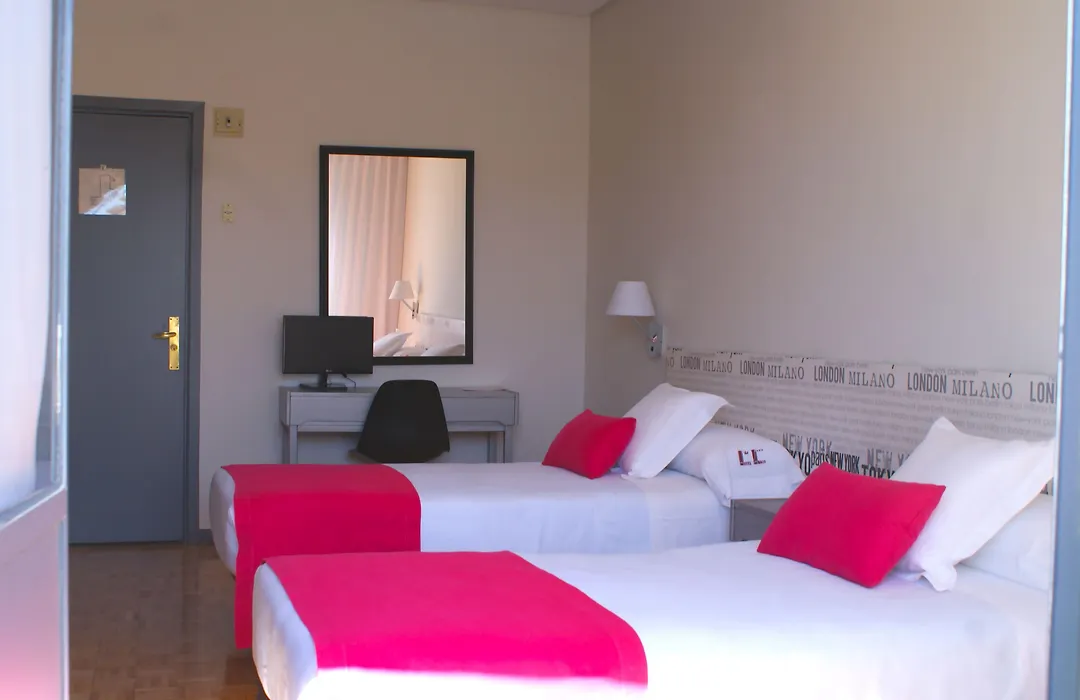 Hotel Anaco-1