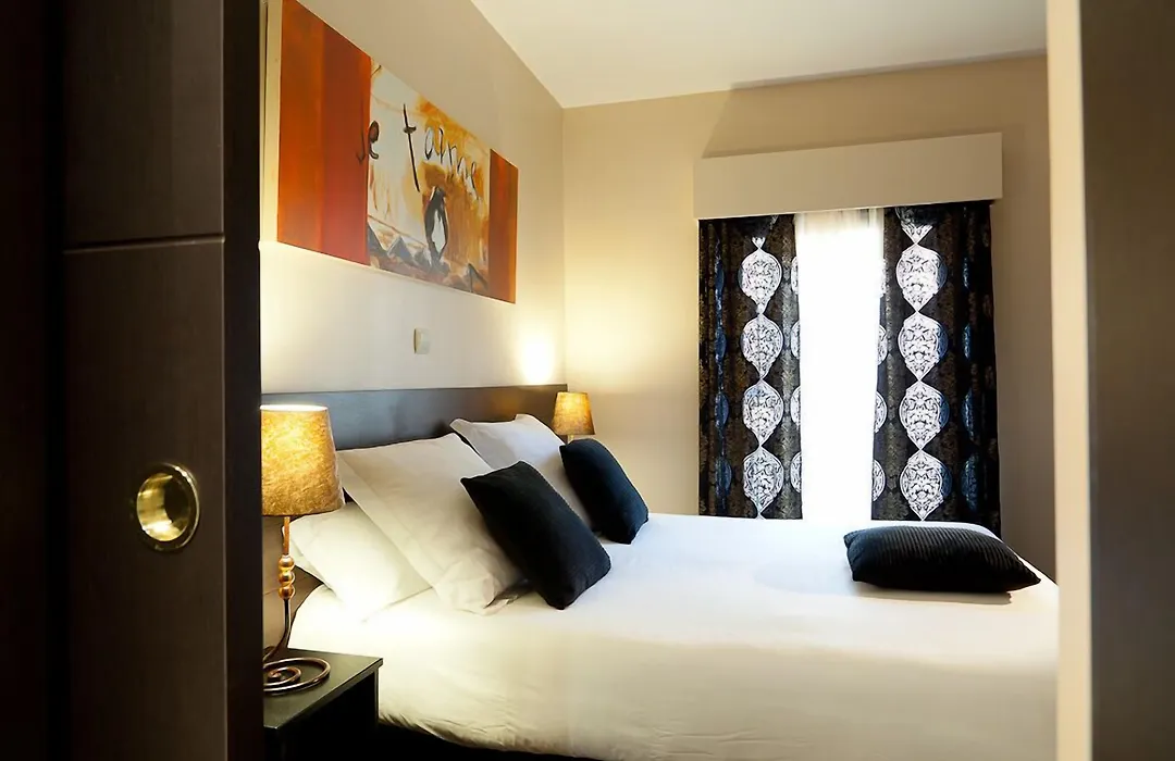 Thc Tirso Molina Hostel-1