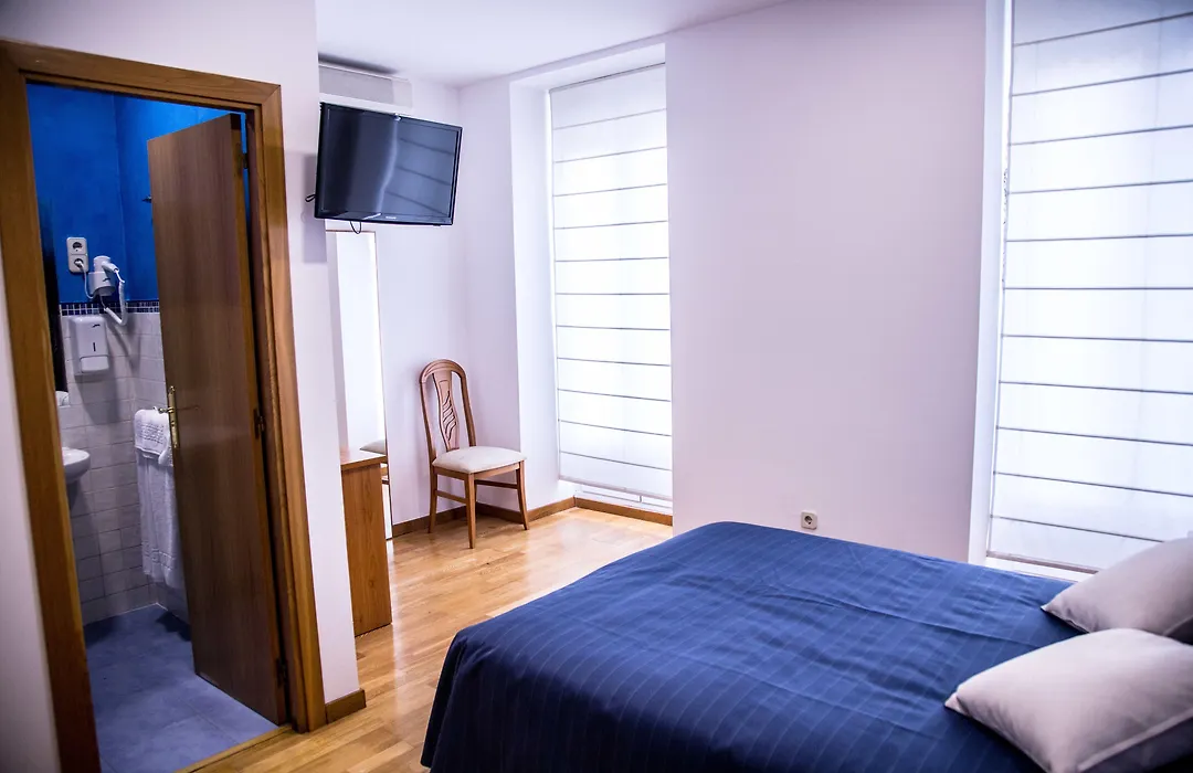 Hostal Montaloya-1