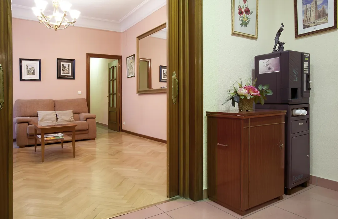 Hostal María Luisa-1