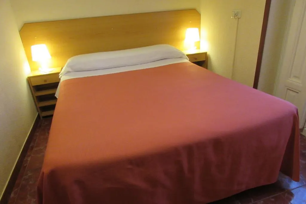 Hostal Prim-1