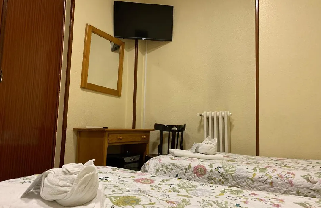 Hostal Internacional-1
