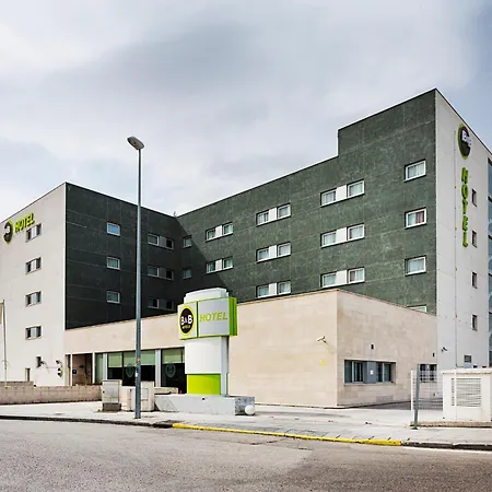 B&B Hotel Madrid Aeropuerto T1 T2 T3-2
