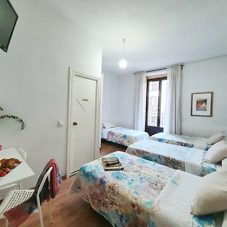Hostal Alicante-2