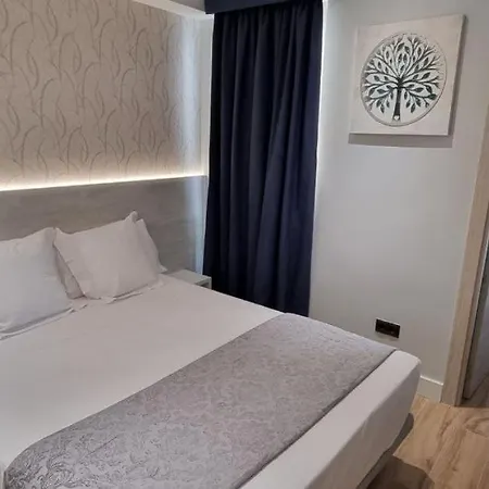 Ch La Petite Maison - Boutique - Madrid-2