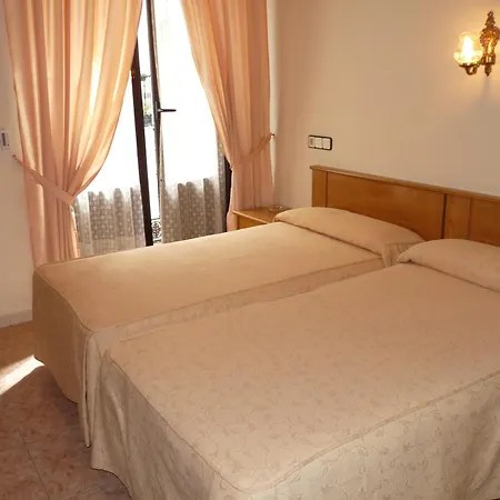 Hostal Fernandez-2
