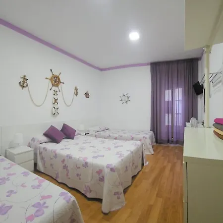 Hostal Loyola-3