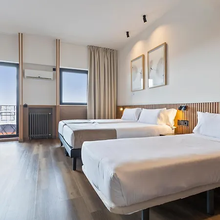 Hotel Acta Madfor-2