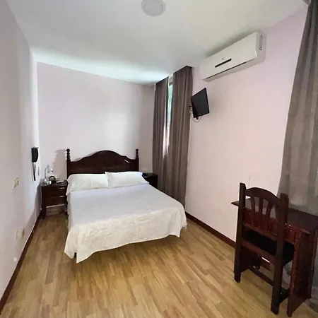 Hostal Río Paraná-2