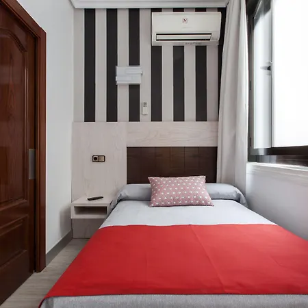 Hostal Castilla I Atocha-3