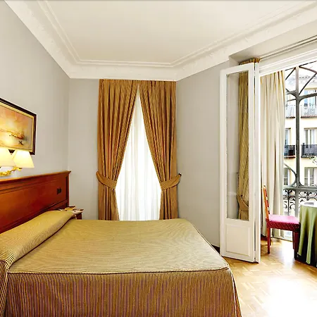 Hostal Macarena-3