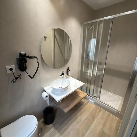 Hostal Atocha Almudena Martín-2