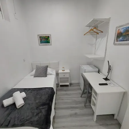 Habitación cerca centro de Madrid-3