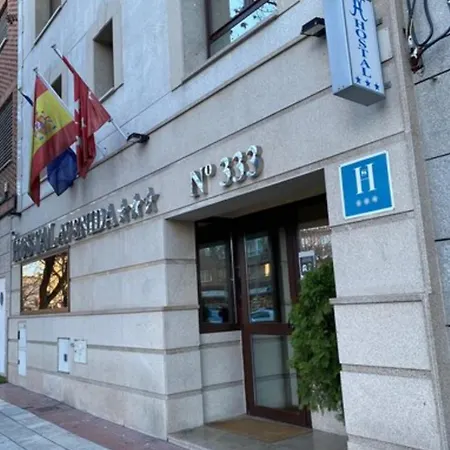 Hostal Avenida Barajas-2