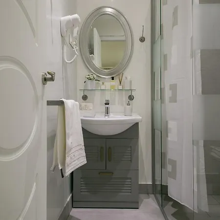 Hostal Central Palace Madrid-2