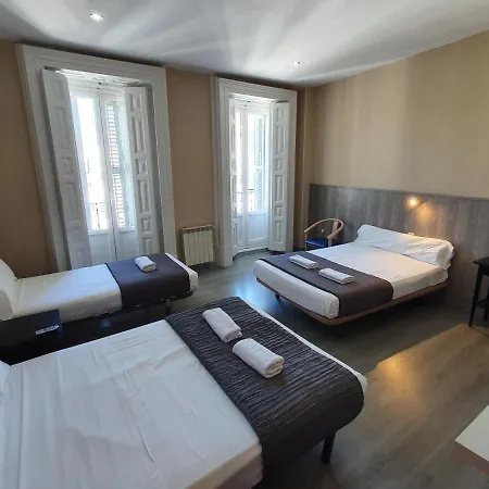 Plaza Dort Rooms IV-2