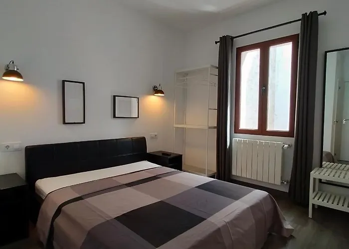 Hoteles Baratos MadridRoom Pride