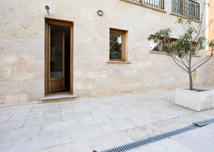 Apartamentos Villablino Arturo Soria Madrid