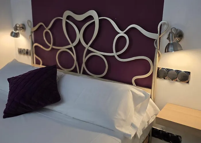 Hostal Santa Ana Colors