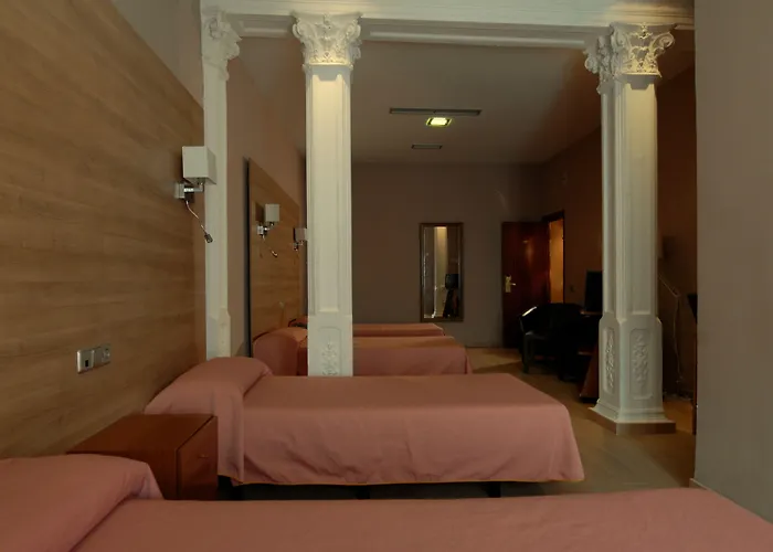 Hoteles Baratos MadridHostal Aguilar
