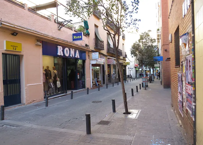 Casa de Huéspedes Almansa Madrid