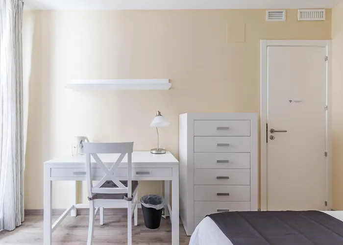 Ayz Villegas - Auto Check-In Property Madrid