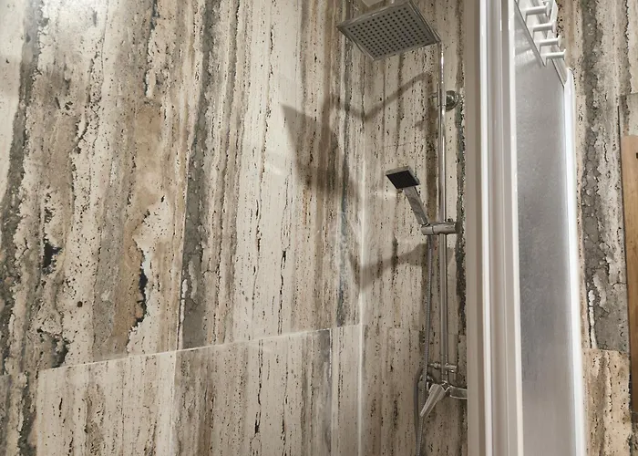 Senda Hostel Retiro - Atocha&Madrid Centro